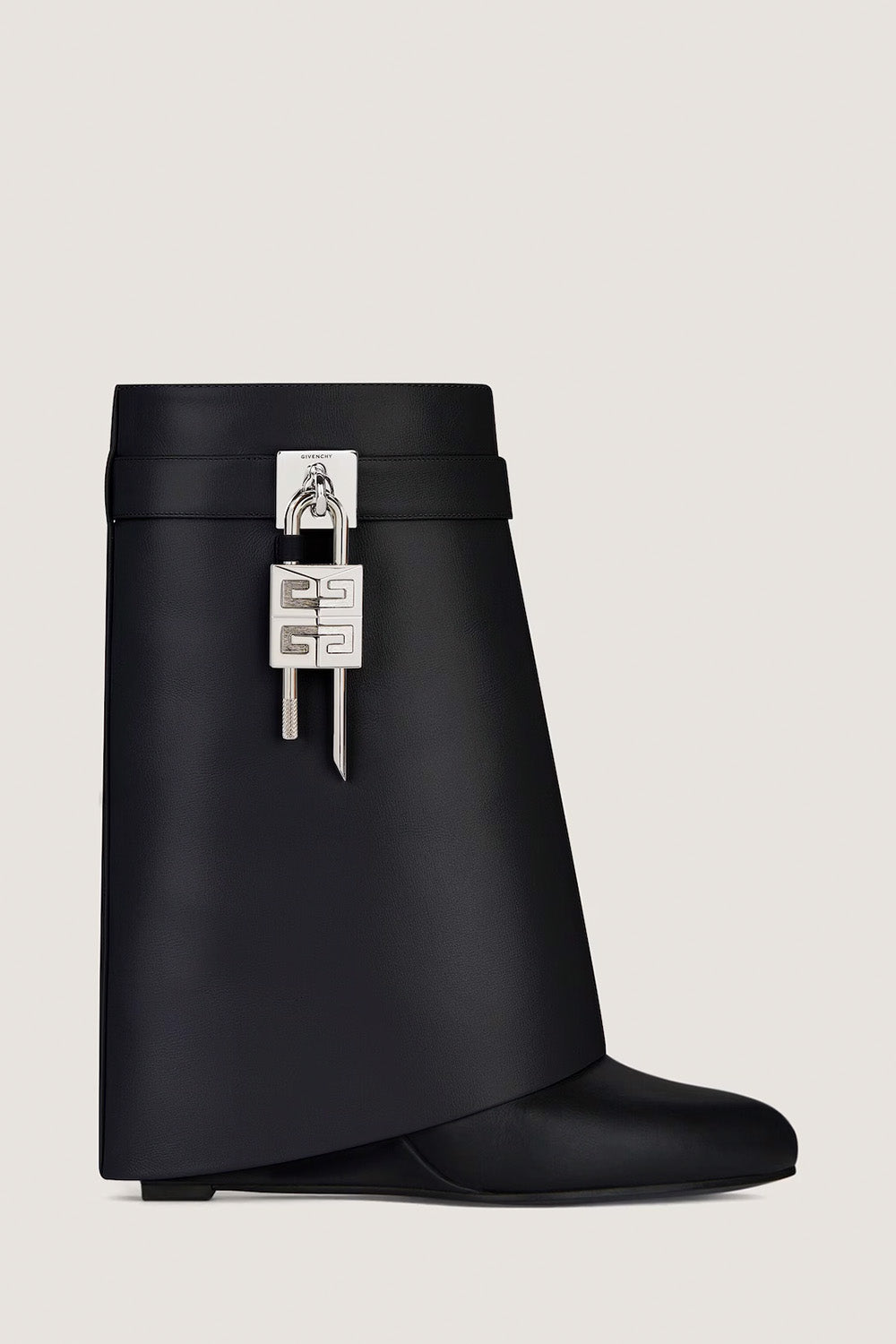 Shark Lock Ankle Boots In Leather
