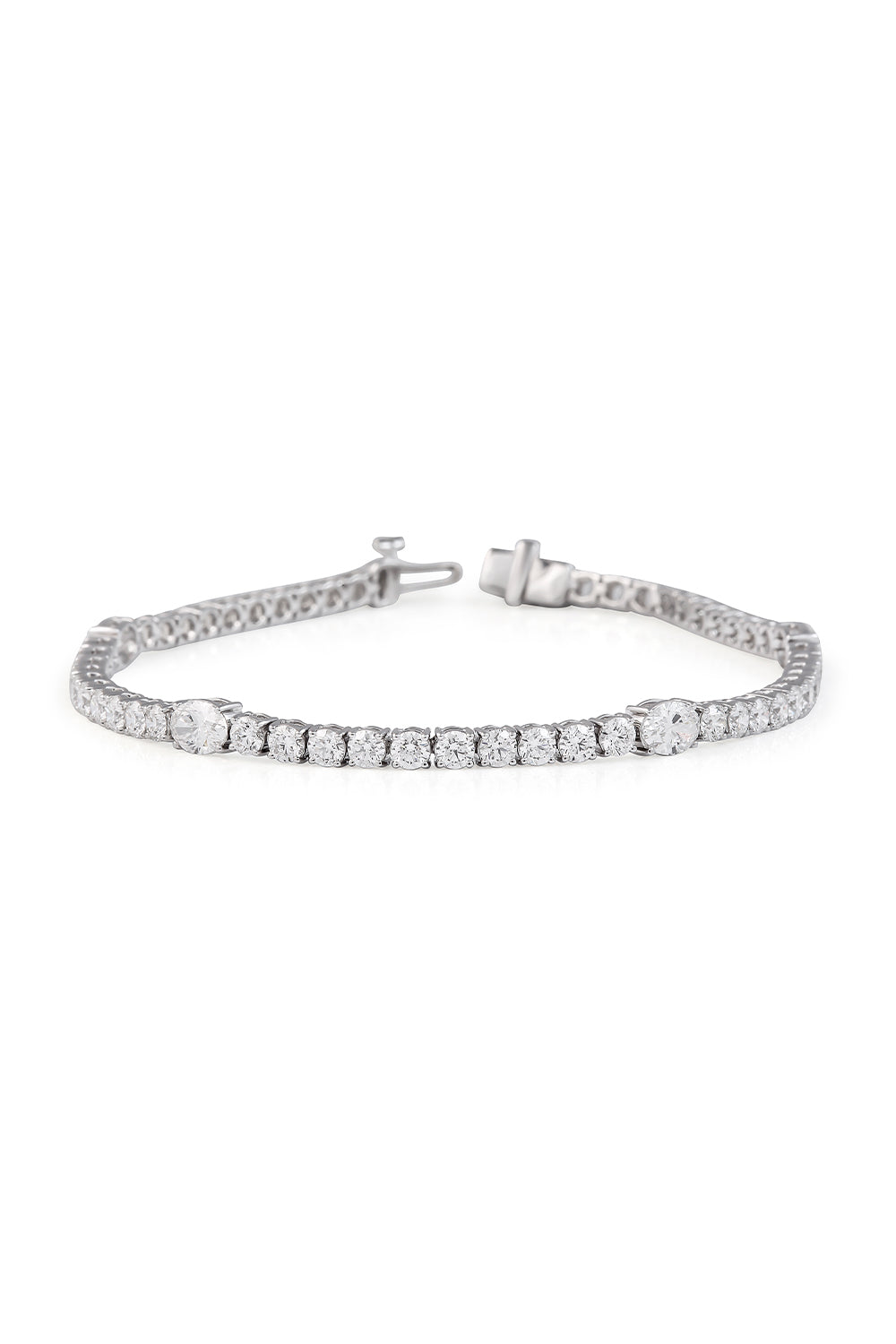 Single Station Lab Diamond Tennis Bracelet